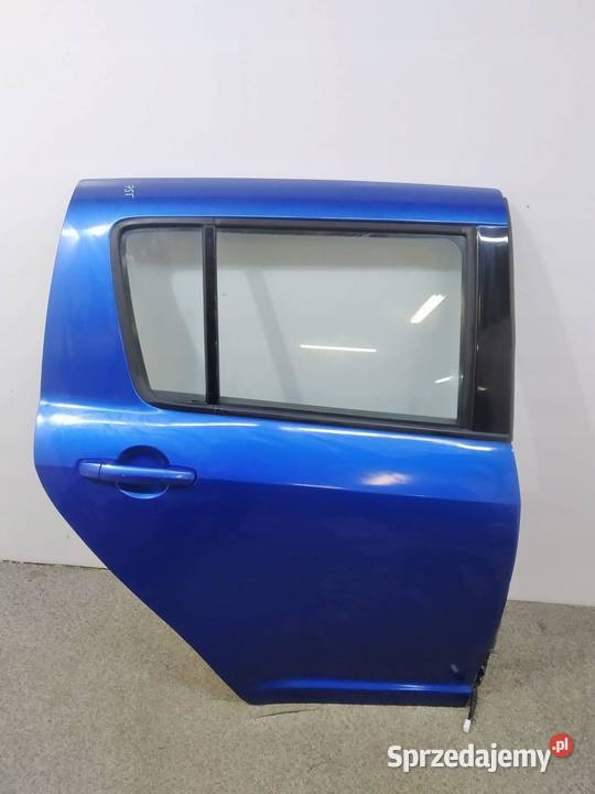DRZWI PRAWE TYŁ NIEBIESKIE Suzuki Swift IV