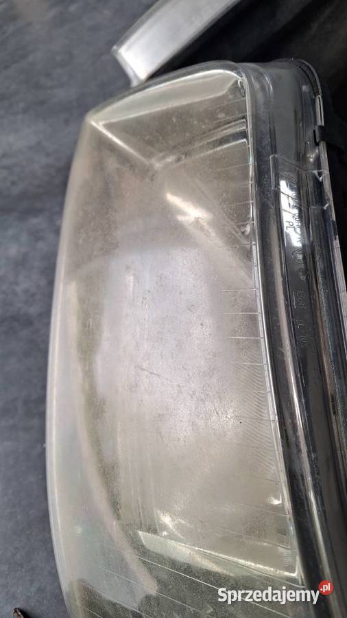 Komplet lamp przednich VW multivan transporter Zgłobień