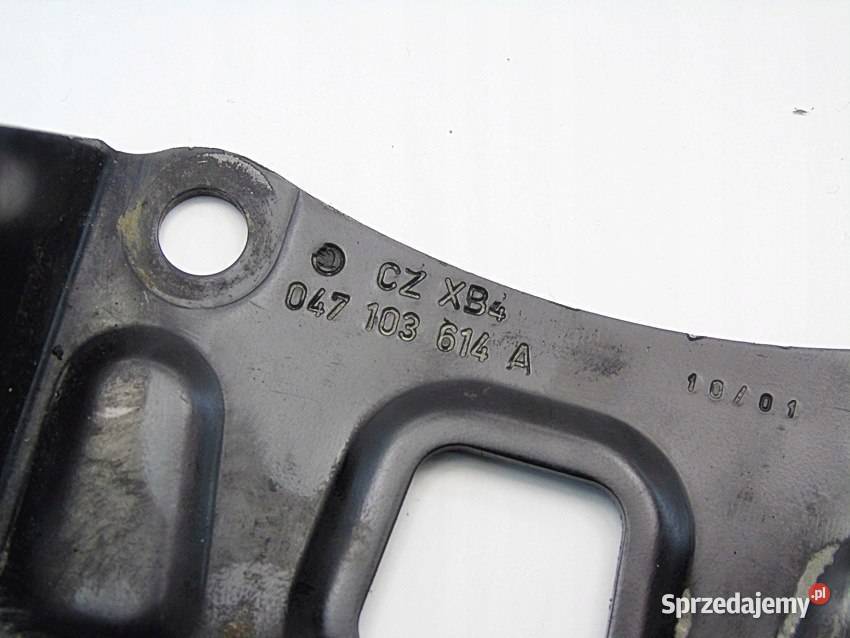 ŁAPA WSPORNIK 14 8V MPI SKODA FABIA I 047103614A