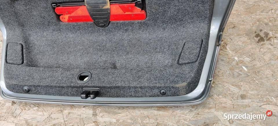 TYLNA KLAPA BAGAŻNIKA TYŁ VW PASSAT B6 SEDAN osobowe Rudziniec