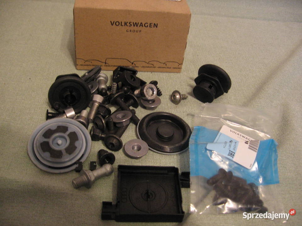 4K0098615 AUDI A6 C8 Zestaw montażowy pokrywy osobowe sprzedam