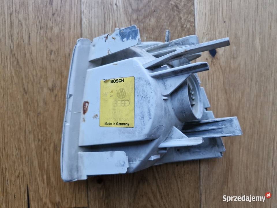 AUDI 80 B3 B4 Kierunkowskaz BOSCH prawy Obudowa Kierunkowskazy Gdańsk