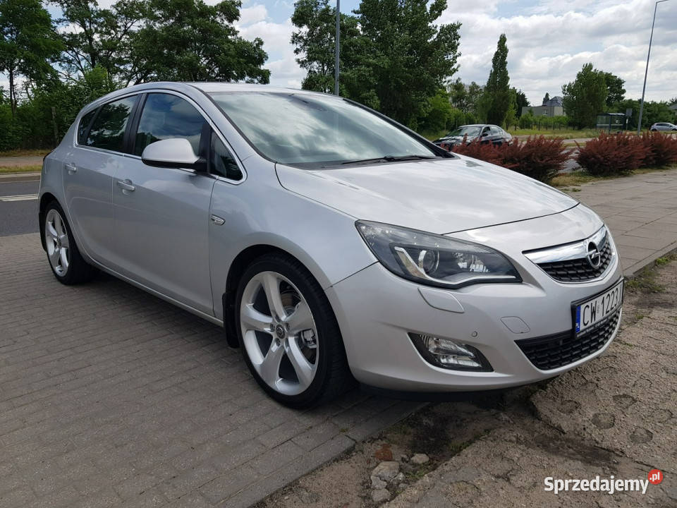 Opel Astra 16 Turbo Benzyna Navi Klimatronik Zarejestrowany w Polsce