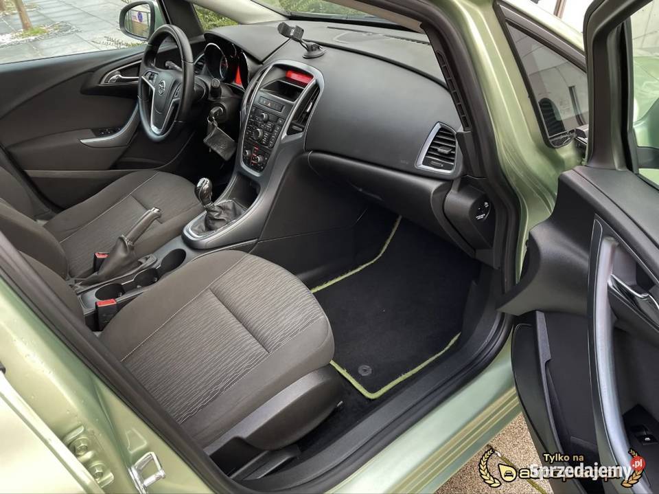 Opel Astra J 2013 Lift 17 Isuzu Nowa kujawsko-pomorskie Chełmno