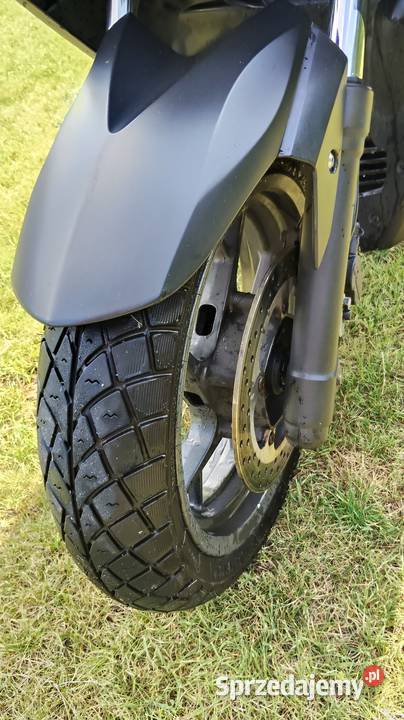 Sprzedam Yamaha Xmax MOMO DESAGN 250 2015 Polski czarny