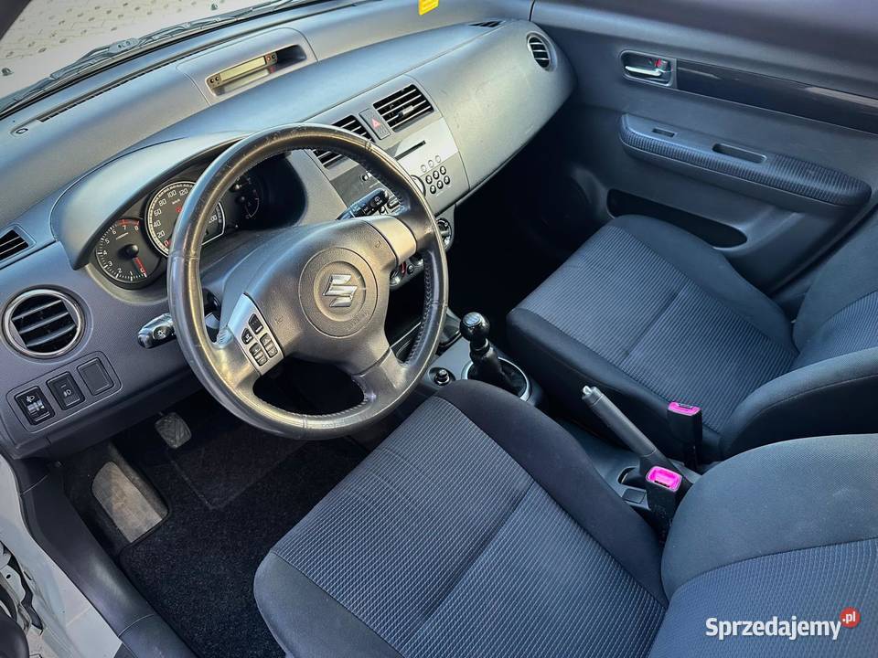 SUZUKI SWIFT 13 NIEZAWODNY ZADBANY BOGATA WERSJA manualna Pruszcz Gdański sprzedam