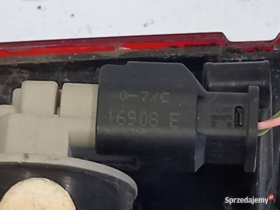 CITROEN C3 PICASSO 09r lampa prawa tył w zderzak Lampy tylne świętokrzyskie Kielce