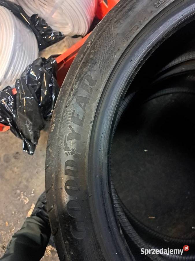 Opony 235 45 20 100W Wrocław sprzedam