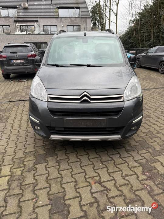 Citroen Berlingo 2016 r 16 HDi 101 218000km Siedlec