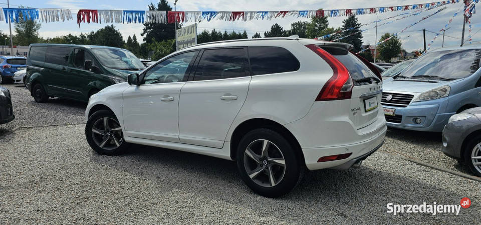 Volvo XC 60 RDesign D4 NiskiPrzebieg 206 tempomat Volvo Świdnica