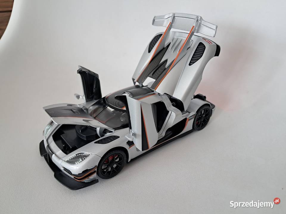 nowy metalowy model samochodu Koenigsegg Agera w