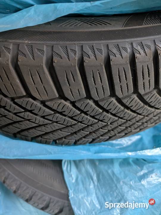 Opony zimowe Hankook 1956515 2022 przebieg 5000 Hankook