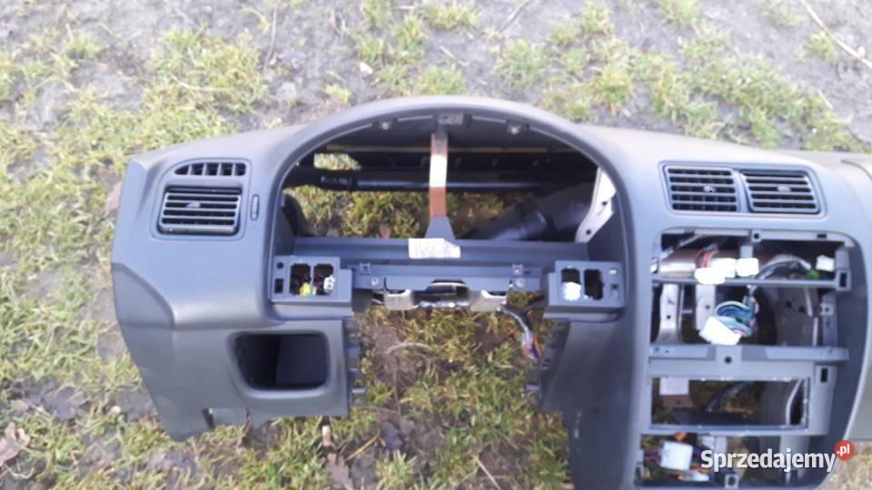 Mazda 323F BA 1998r różne części dzwoń Serock sprzedam