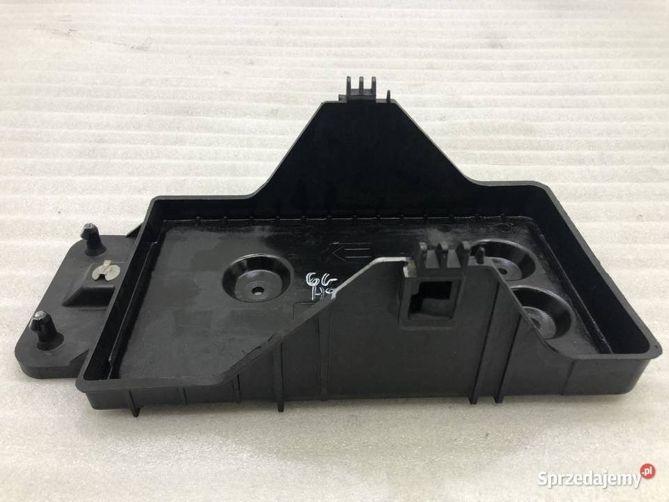 PODSTAWA AKUMULATORA KE7056041 MAZDA 6 GJ sprzedam