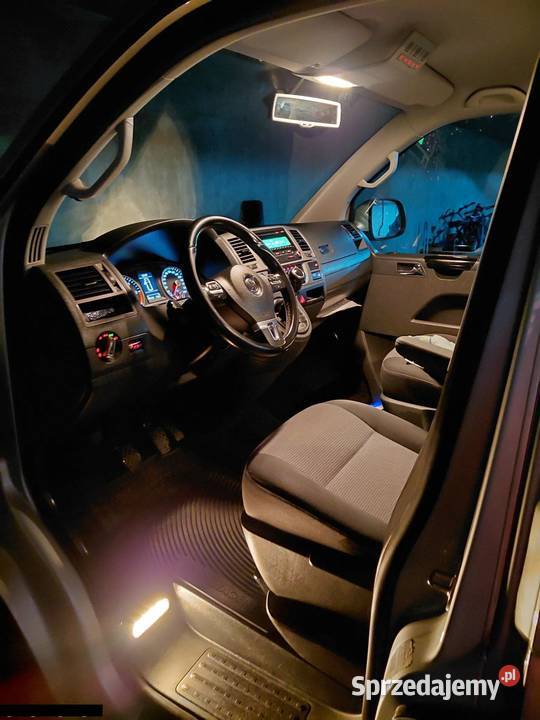 VW Caravelle Comfortline L1 20 TDI 140 2014r 8 Warszawa