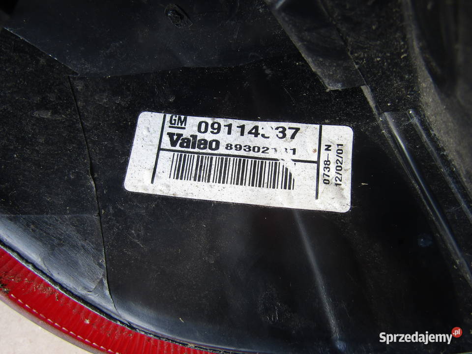 LAMPA TYLNA LEWAPRAWA OPEL CORSA C osobowe Mysłaków sprzedam