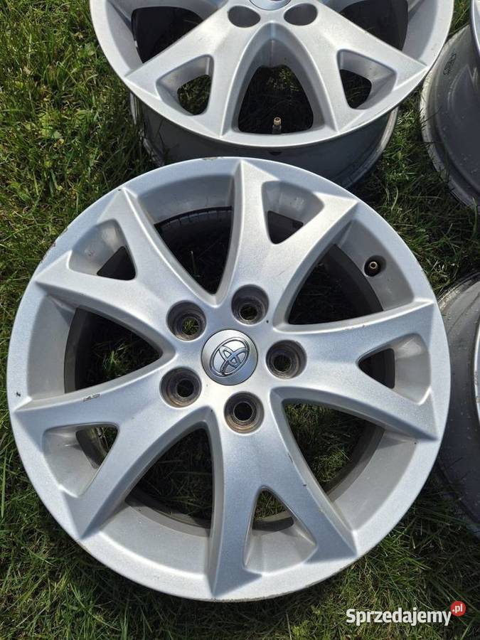 Oryginalne Alufelgi Toyota auris verso corolla Sobienie-Jeziory sprzedam