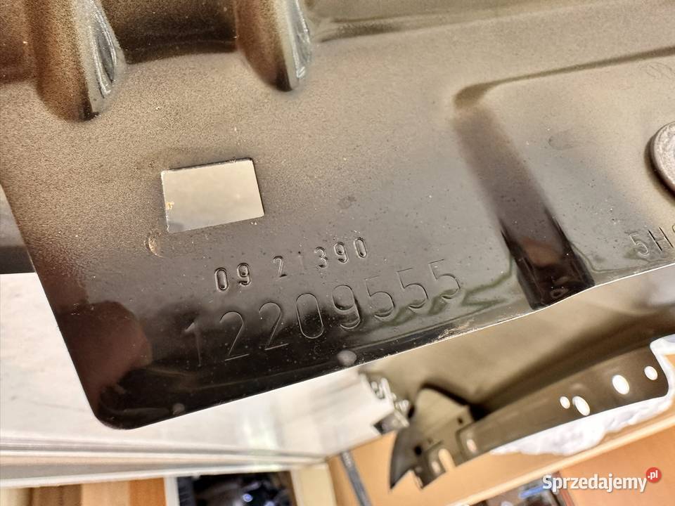 VW GOLF VIII 8 BŁOTNIK LEWY PRZÓD PRZEDNI Błonie sprzedam