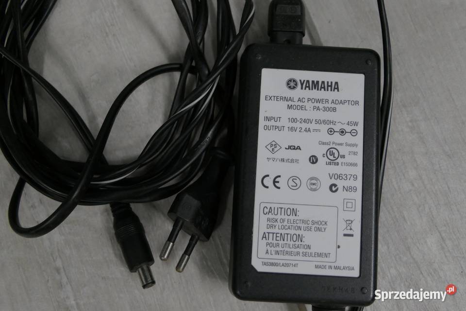 Yamaha PSR S900 keyboard