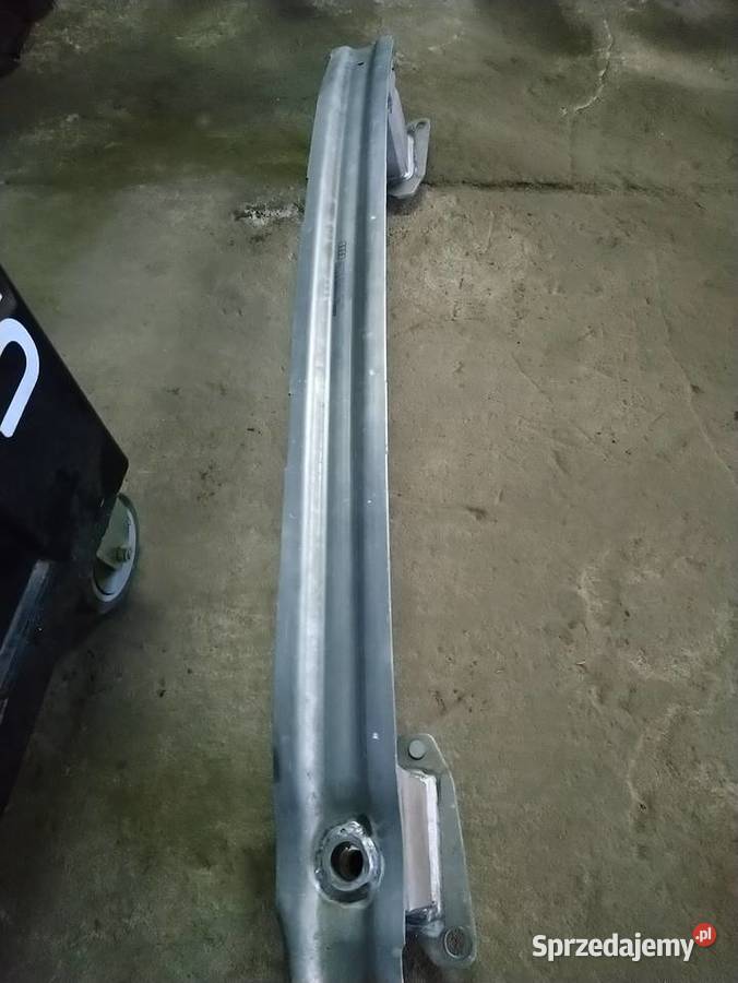 SPRZEDAM BELKA POD ZDERZAK TYŁ a4 b9 automatyczna A4 Ryki