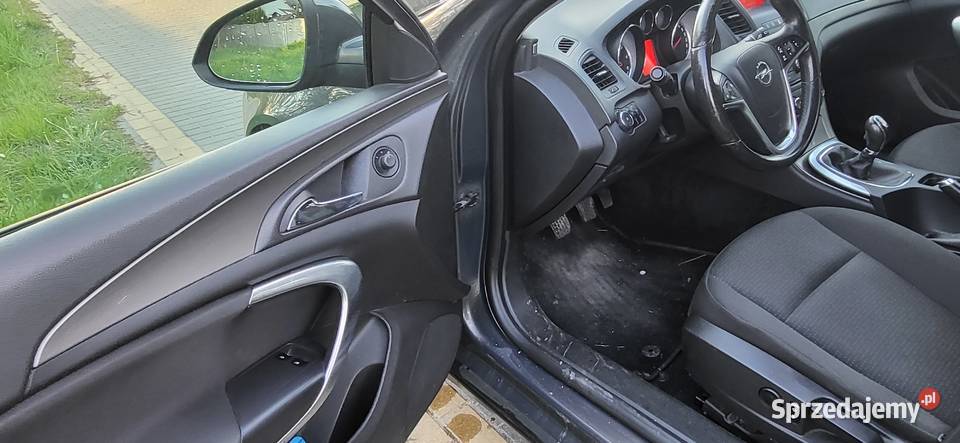 Opel Insignia 20 Cdti z 2012 roku Rok produkcji 2012 Insignia