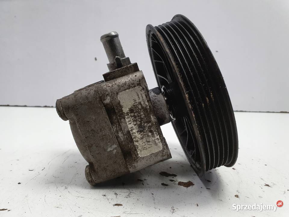 Volvo V70 II 24 i POMPA WSPOMAGANIA 8649636 osobowe Pompy wspomagania Chełm