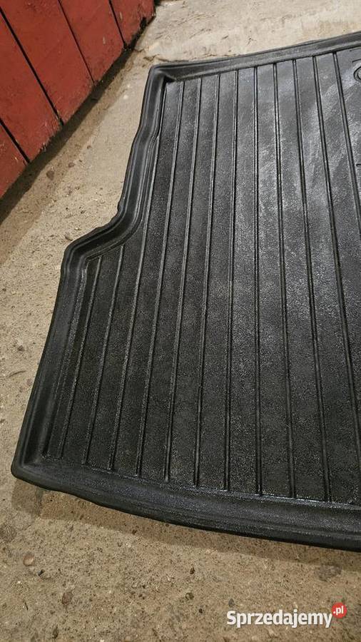Sprzedam gumowa mata bagażnika do BMW Seria 3 Aleksandrów Łódzki