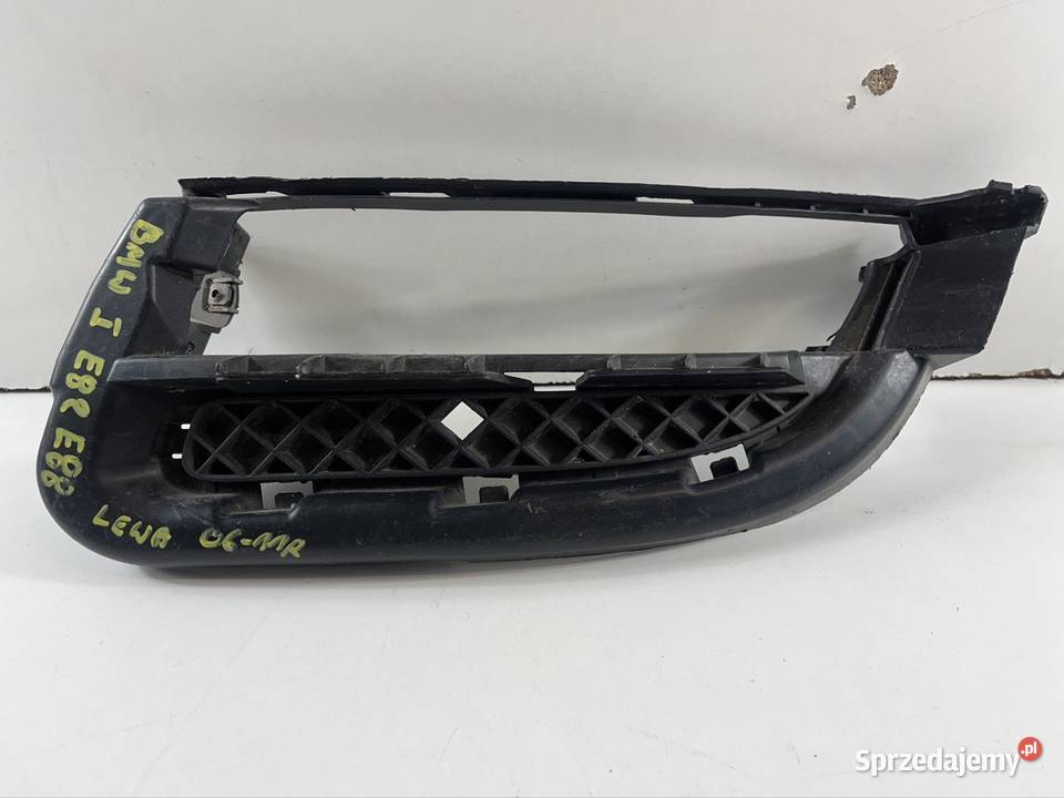 BMW 1 E88 E82 COUPE 07 KRATKA ZDERZAKA LEWA osobowe Pozostałe sprzedam