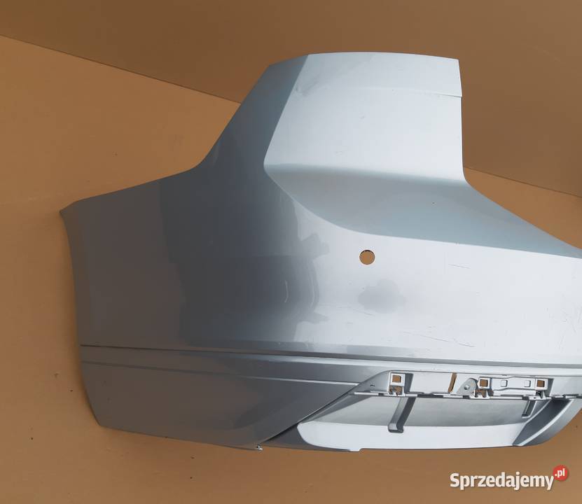 VW PASSAT B8 KOMBI ZDERZAK TYŁ TYLNI LIFT osobowe Bieleń