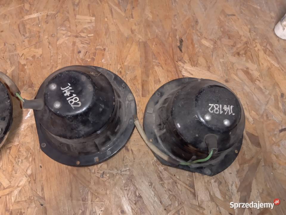 FSO Fiat 125P obudowy miski przednich lamp lampy przednie dolnośląskie