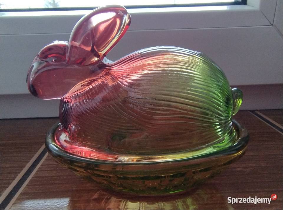 Szklany kolorowy zając Żory