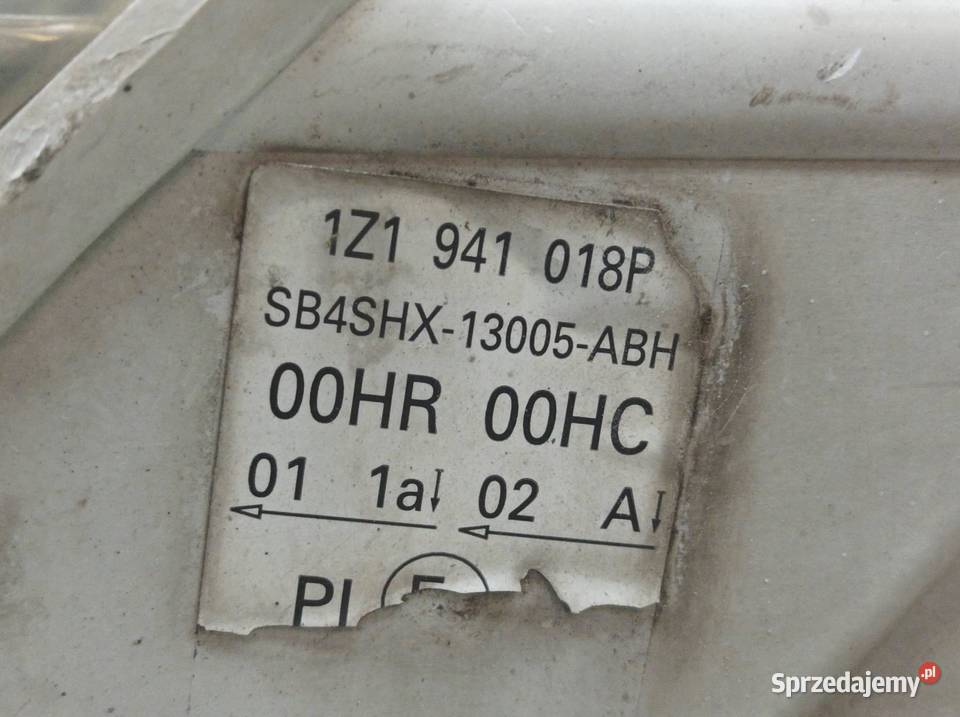 LAMPA PRZÓD PRAWA EU PRZED LIFT Skoda Octavia II sprzedam