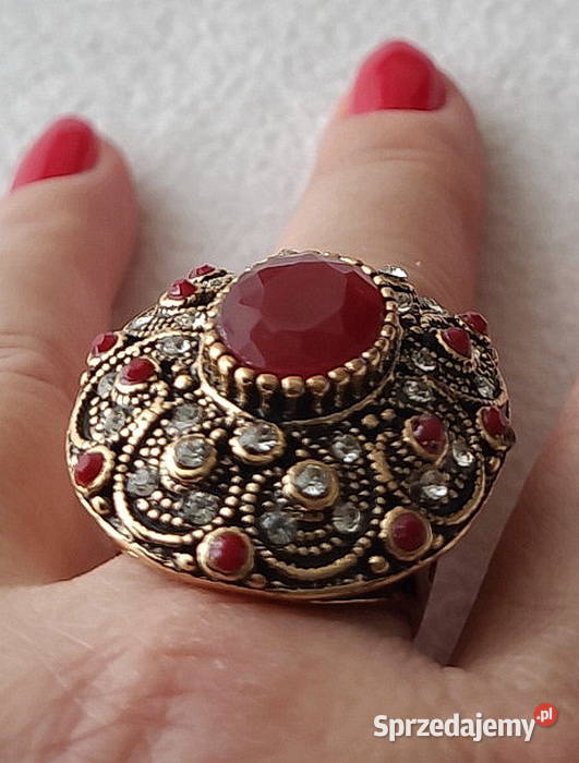 Pierścień w kolorze złota antycznego duży