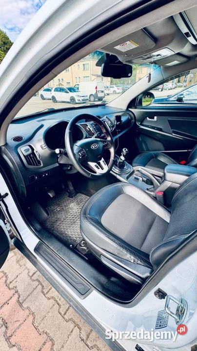 Kia Sportage 20 CRDi 136 2011 Skóra Klimatyzacja 136KM Branice sprzedam