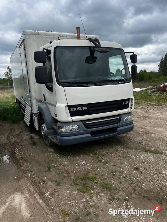 DAF mobilny samochód do recyklingu dokumentów nie Piekoszów