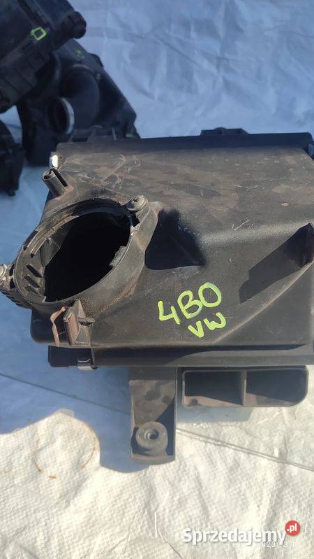 Obudowa filtra powietrza A6 C5 25TDI 4B0133837F świętokrzyskie Włoszczowa