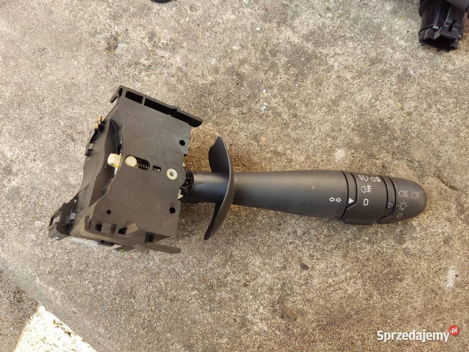 PRZEŁĄCZNIK WŁĄCZNIK ŚWIATEŁ RENAULT LAGUNA II Motoryzacja Jedlnia-Letnisko