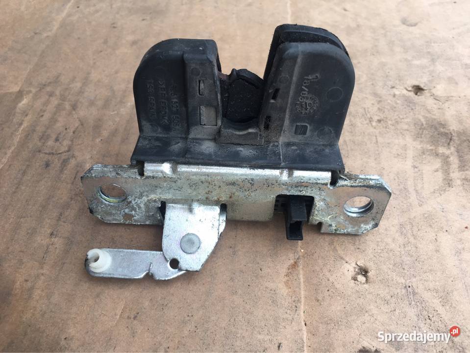 Zamek bagażnika Ibiza 3 6L6827505A