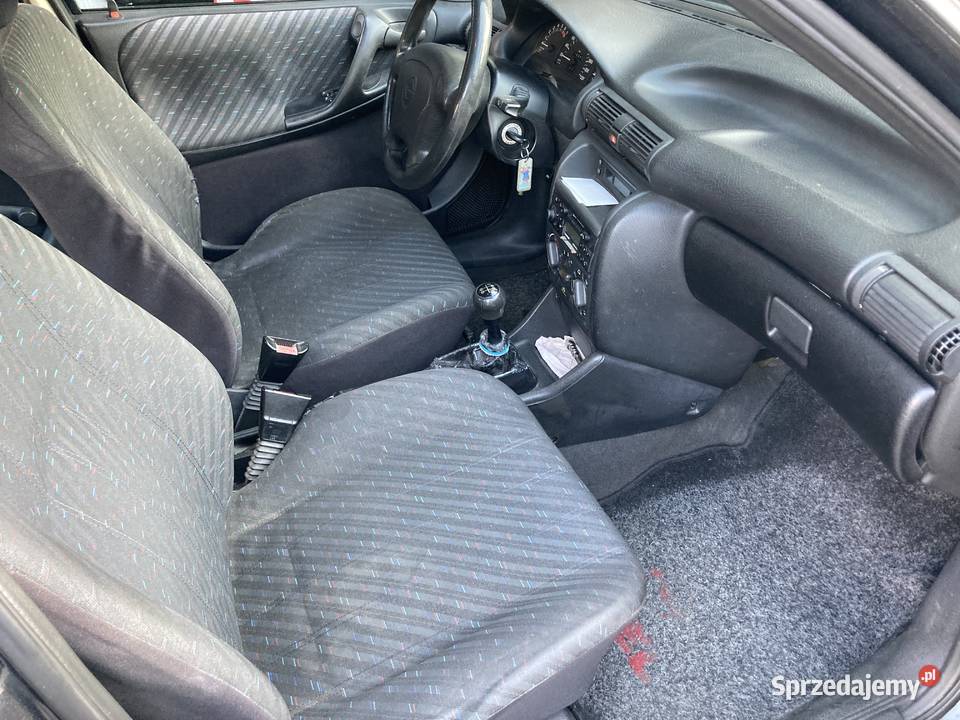 Opel Astra Wygląd 188000km
