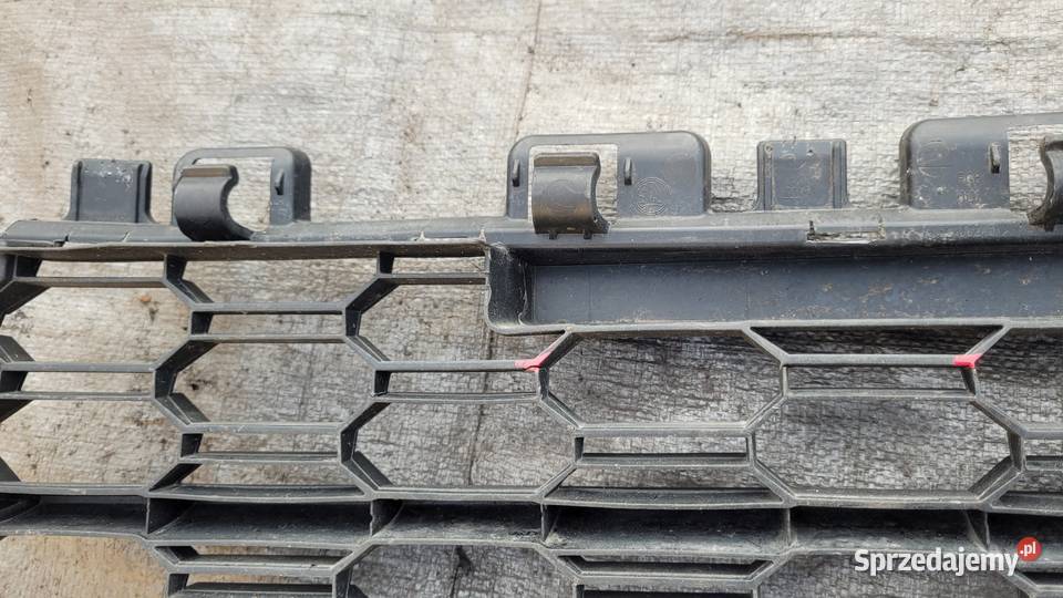 SKODA OCTAVIA IV 4 KRATKA ZDERZAKA ŚRODKOWA Karoseria śląskie Ruda Śląska sprzedam