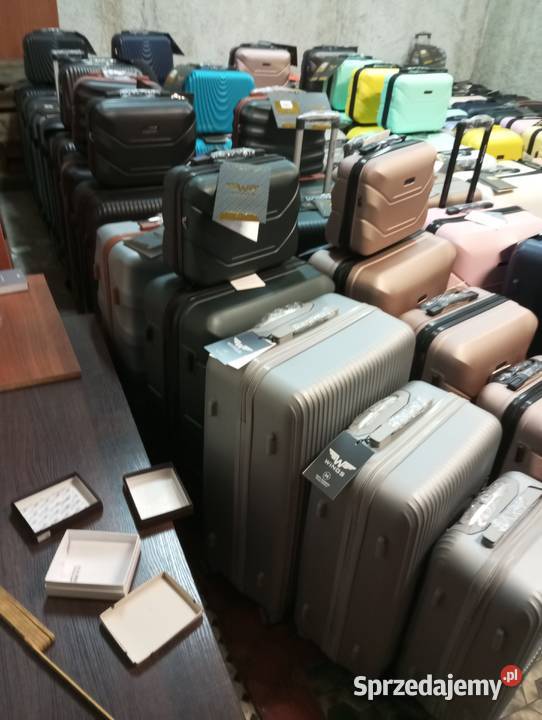 Walizka kabinowa z wings na 4 kołach z abs lubelskie Lublin sprzedam