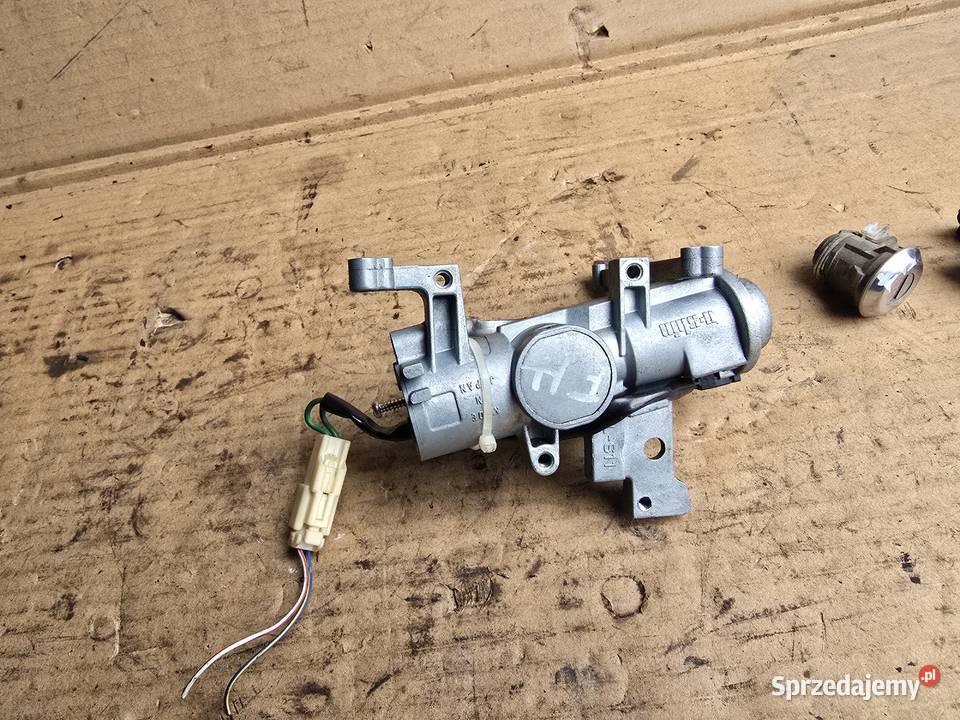 Suzuki Ignis FH 0003 zestaw startowy stacyjka Legnica