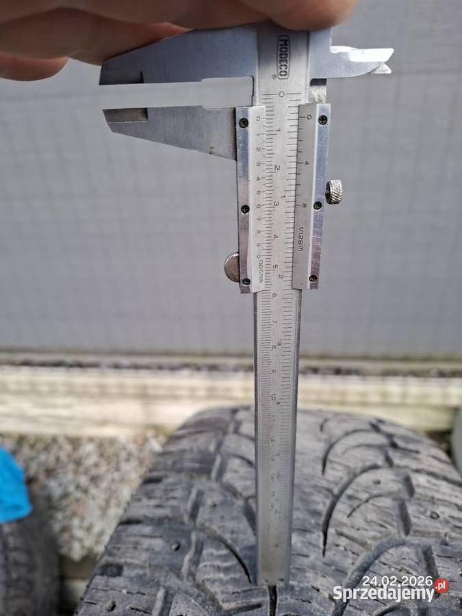 Opony 2356018 Biały Kościół