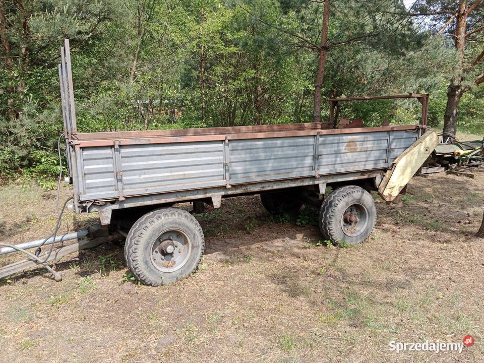Rozrzutnik obornika dwuosiowy Rozrzutniki obornika Lipa