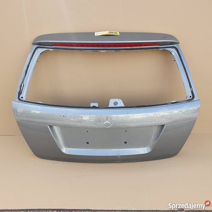 MB W204 KLAPA TYŁ KOMBI ŚWIATŁO STOP osobowe Bieleń