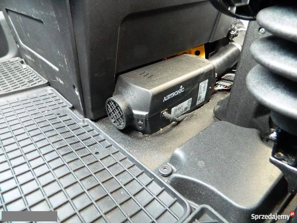 Iveco Daily bialy Samochody dostawcze mazowieckie Święcice sprzedam