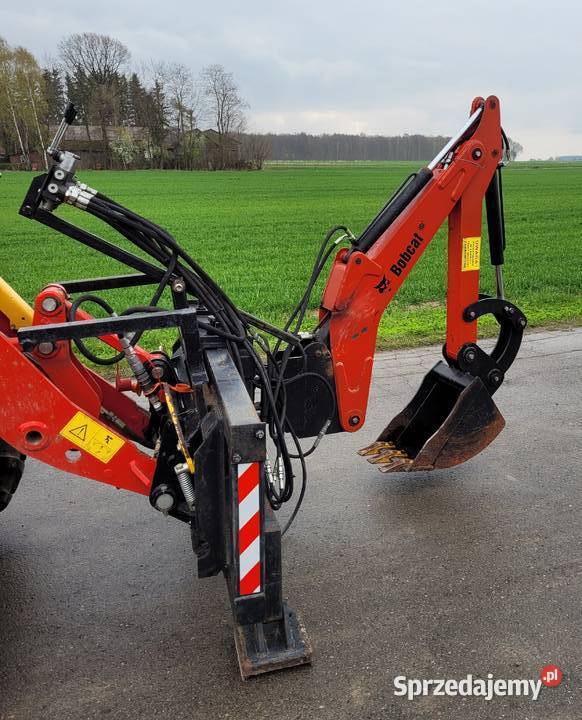 Ramie kopiące Bobcat Cat Ładowarka lubelskie Palikije Pierwsze