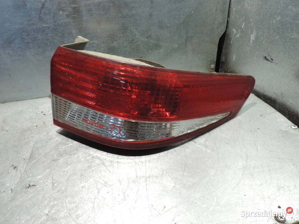 LAMPA TYLNA PRAWA HONDA ACCORD VII SEDAN Nowy Sącz