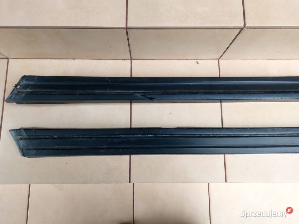 Mercedes W460 W461 W463 G Klasa 5 drzwi listwy Sieciechów sprzedam