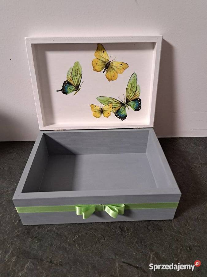 Szkatułka z dziewczynką motyle handmade Kędzierzyn-Koźle